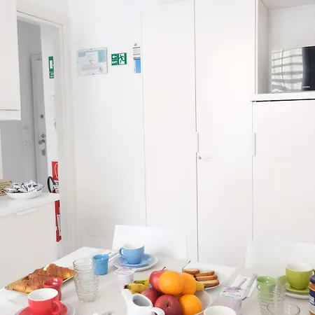 Bianco Notte Tatil Evi Roma